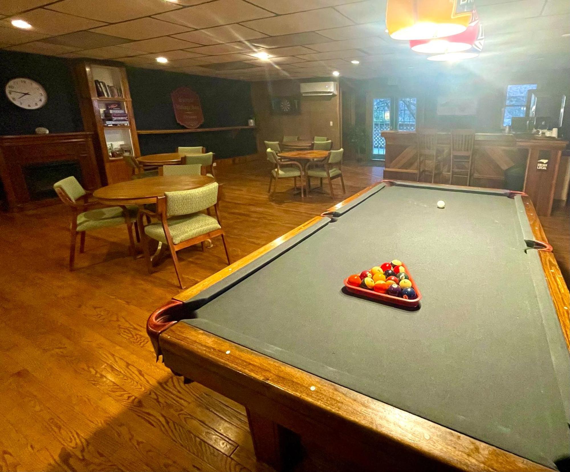 Skyline Village Inn Spruce Pine Eksteriør billede