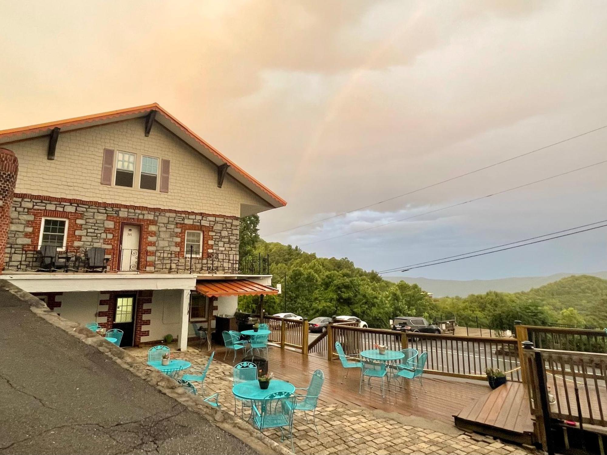 Skyline Village Inn Spruce Pine Eksteriør billede